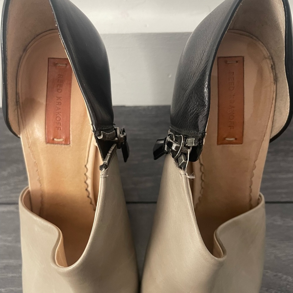Reed Krakoff - Two Tone Platform Pumps - Picture 6 of 8